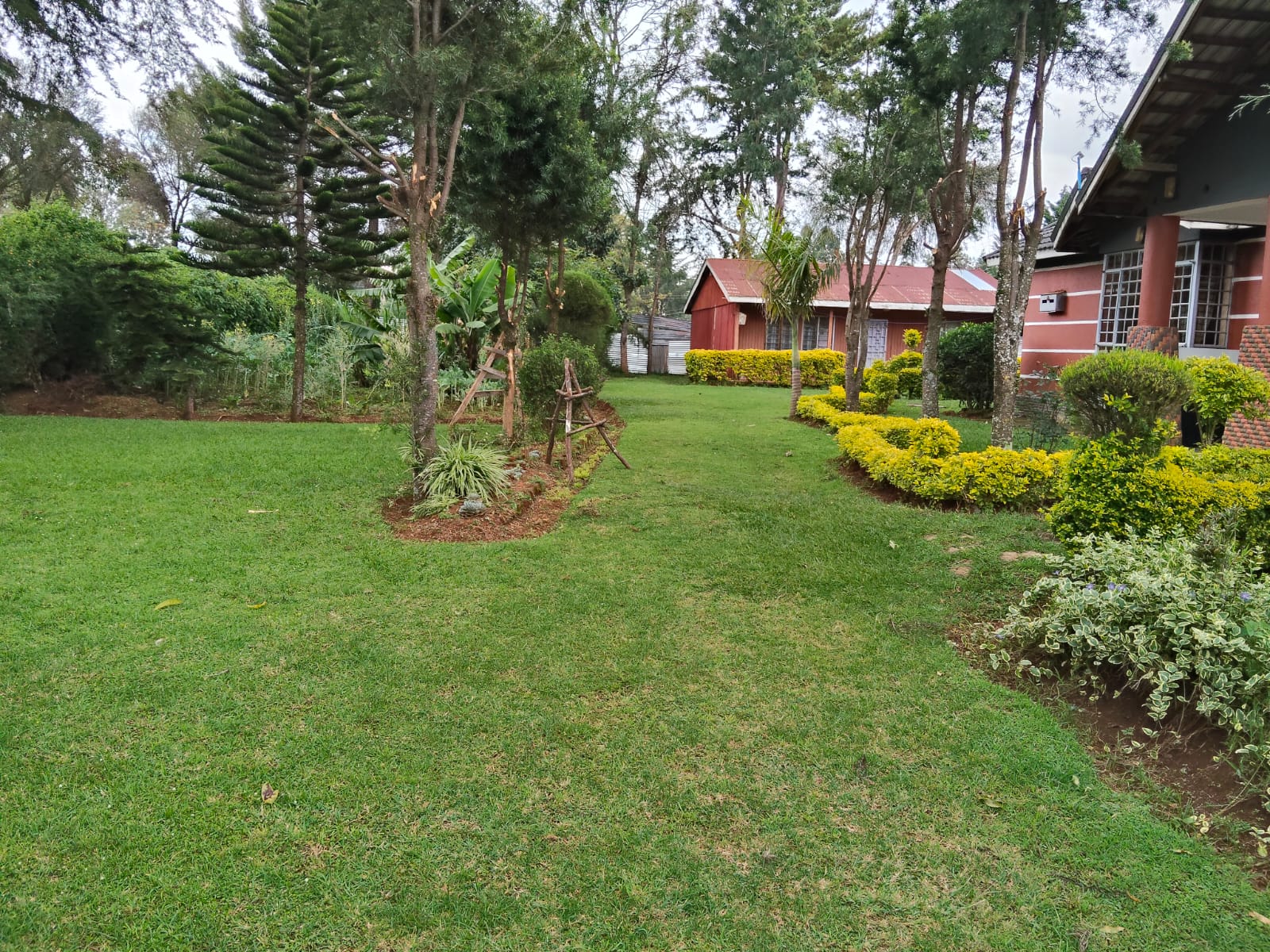 4 BEDROOM HOUSE + SERVANTS’ QUARTERS FOR SALE – ELGONVIEW ESTATE, ELDORET