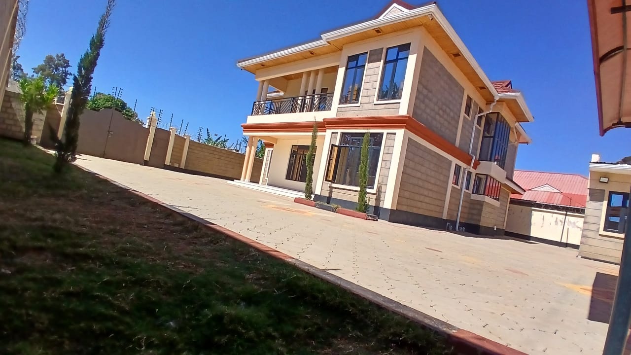 5-Bedroom House | Own Compound