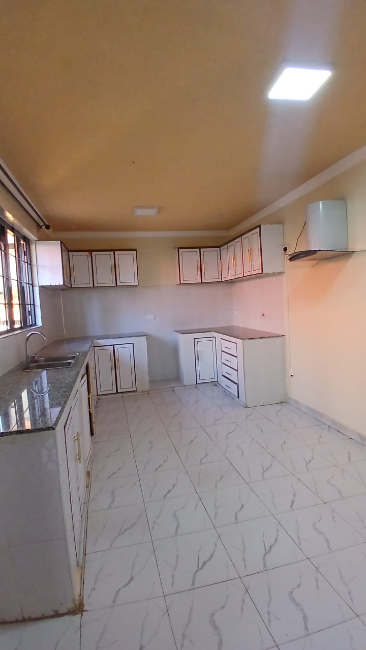 5-Bedroom House | Own Compound