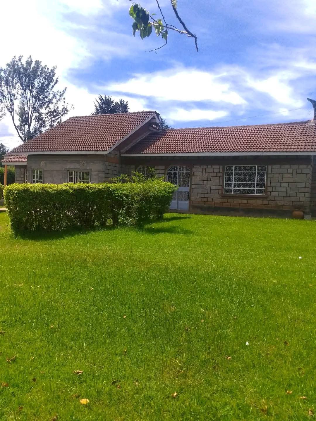 1 ACRE PROPERTY WITH HOUSE FOR SALE – UPPER ELGON VIEW, ELDORET