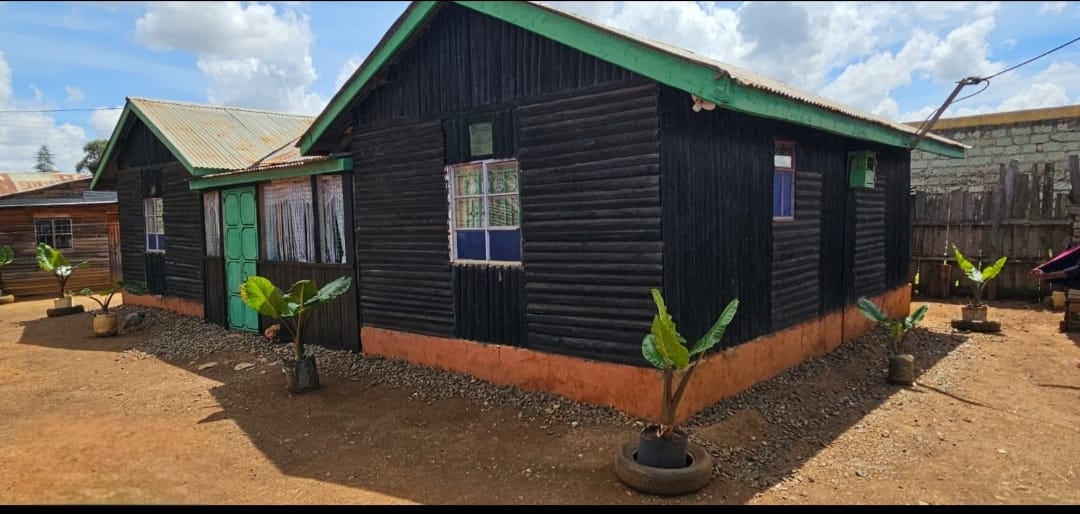 3-Bedroom Home with SQ, Dairy Shed & Poultry House for Sale – Chepkoilel, Eldoret