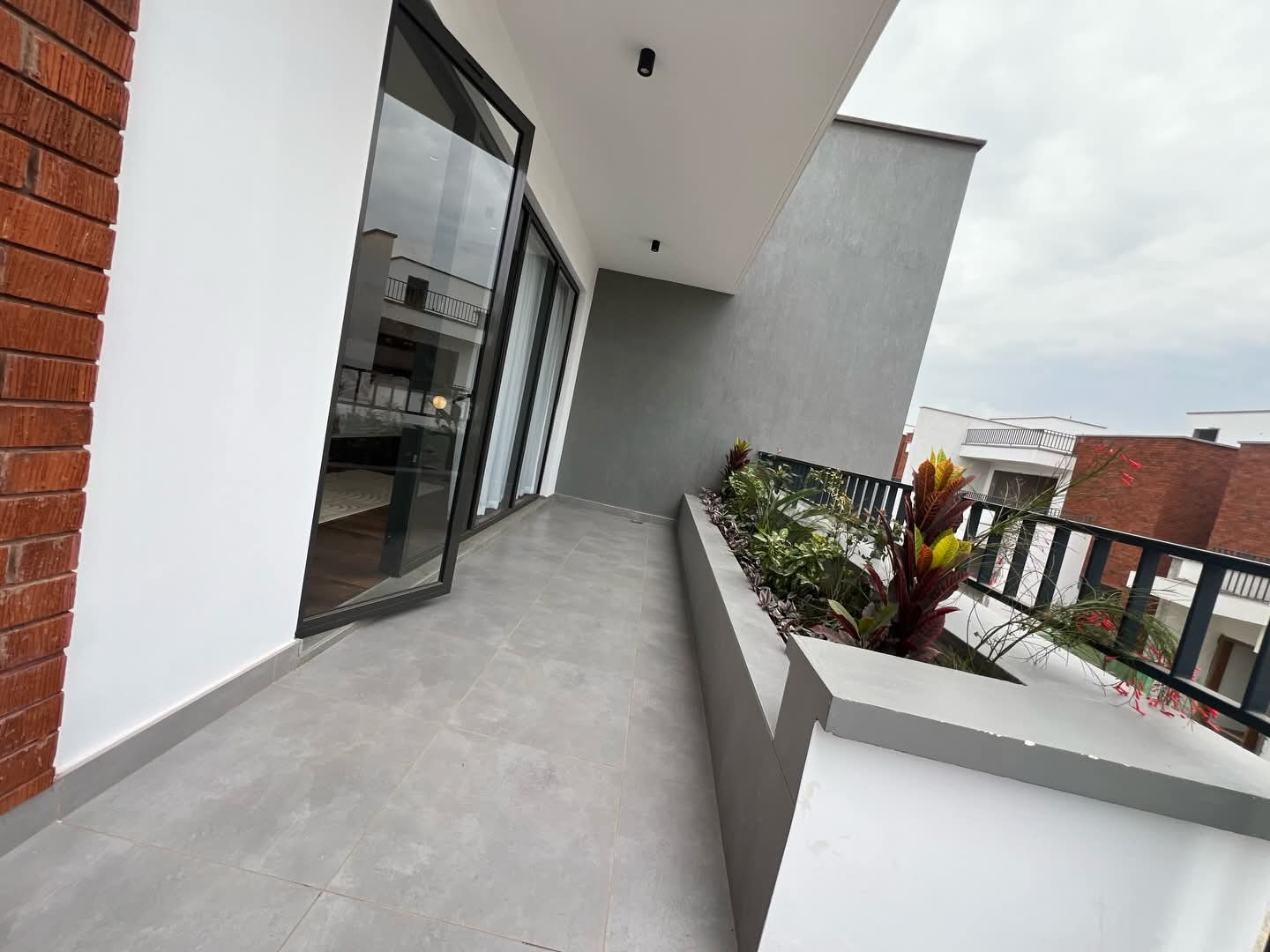 Elegant 4bedroom Dublex and Triplex Townhouses