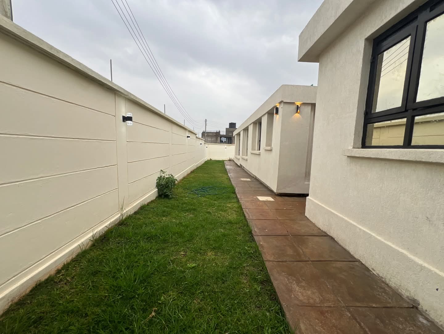 Modern 3-Bedroom Home + DSQ