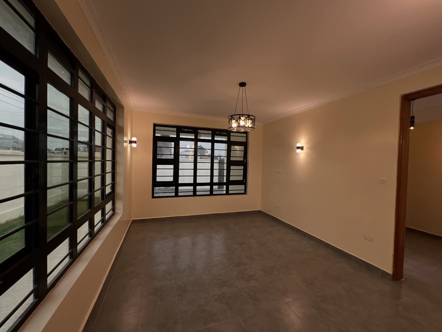 Modern 3-Bedroom Home + DSQ