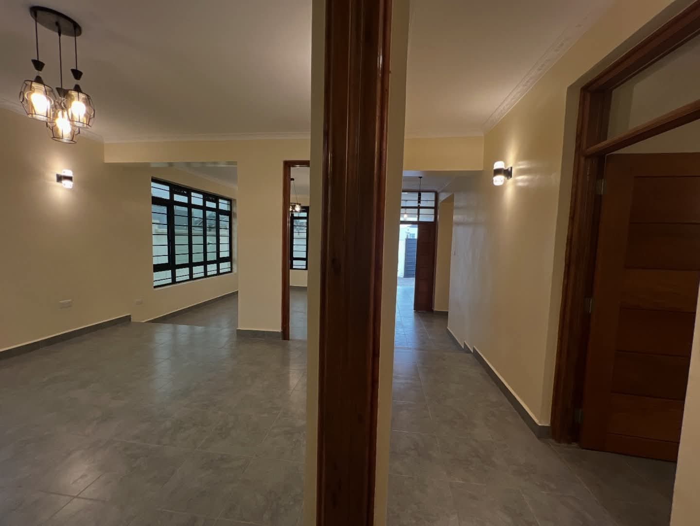 Modern 3-Bedroom Home + DSQ