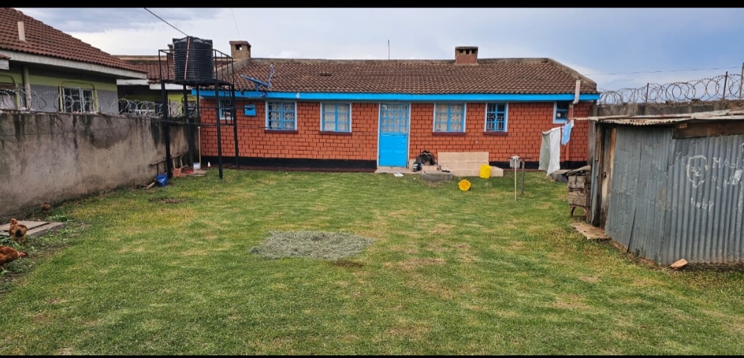 2 Bedroom House + SQ for Sale