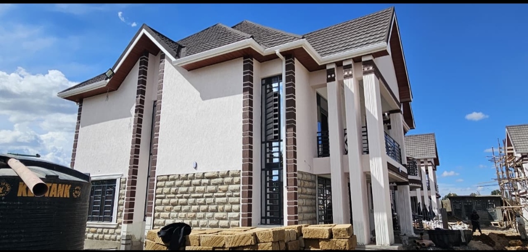 Modern 5 Bedroom Maisonette for Sale