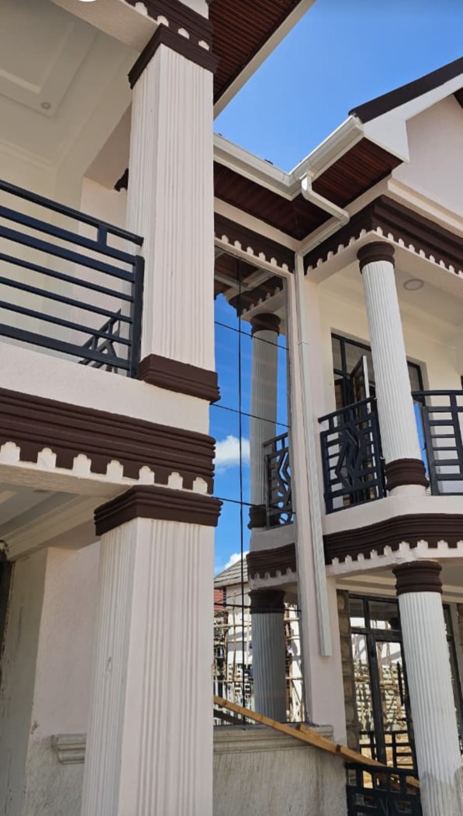 Modern 5 Bedroom Maisonette for Sale