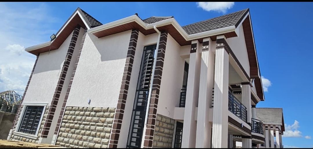 Modern 5 Bedroom Maisonette for Sale