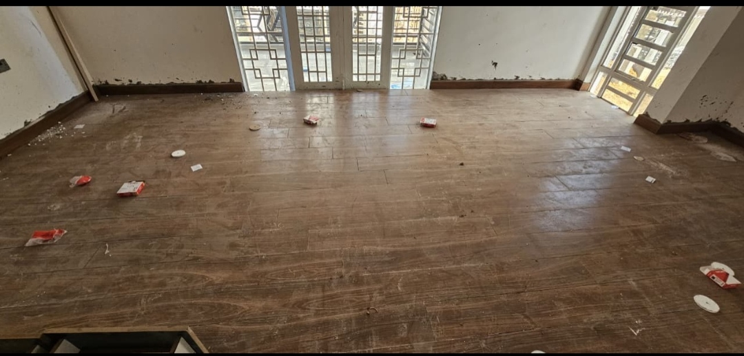 Modern 5 Bedroom Maisonette for Sale