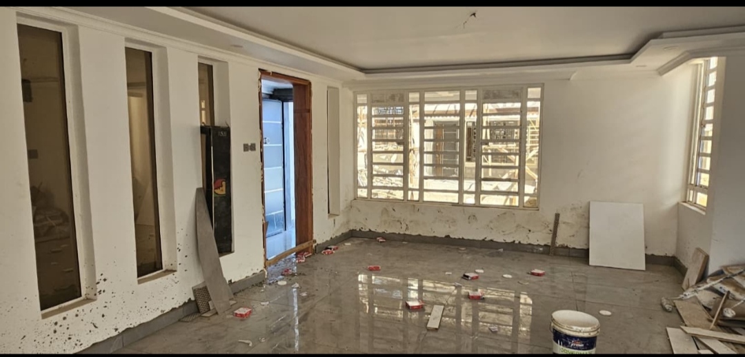 Modern 5 Bedroom Maisonette for Sale