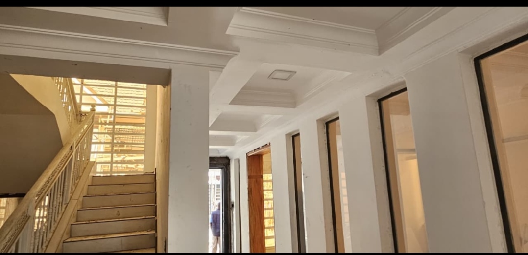 Modern 5 Bedroom Maisonette for Sale