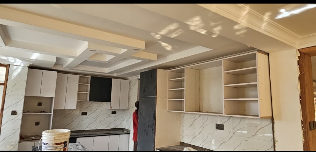 Modern 5 Bedroom Maisonette for Sale