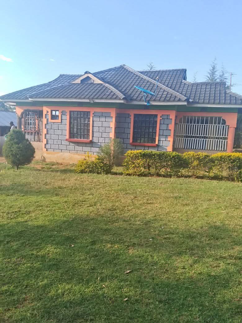 Elegant 3-Bedroom House – All Ensuite